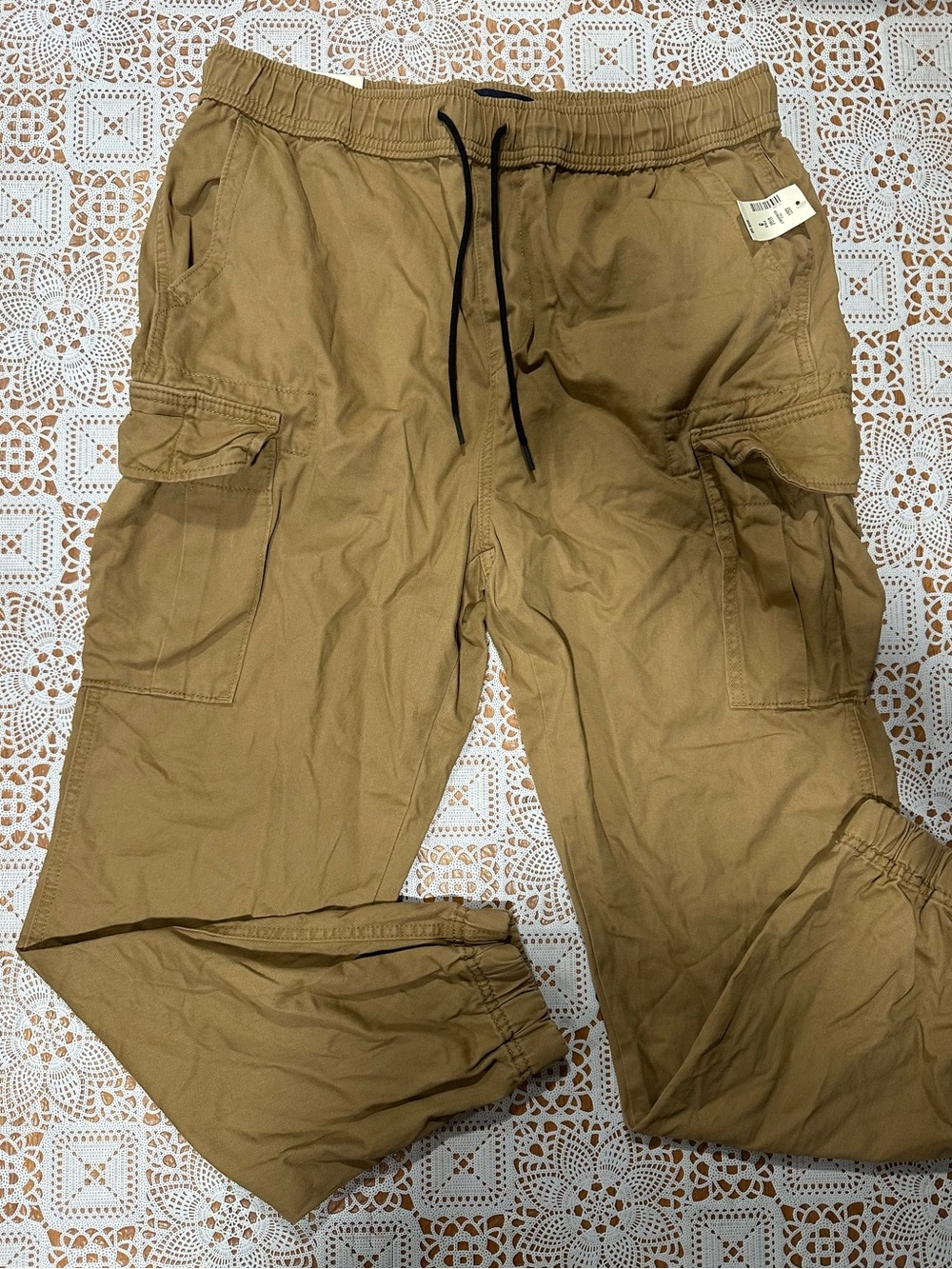 Aeropostale Men’s Large Tan Cargo Jogger Pants NWT Cotton Utility